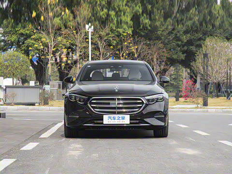 2025�� �Ŀ� E 300 L �����