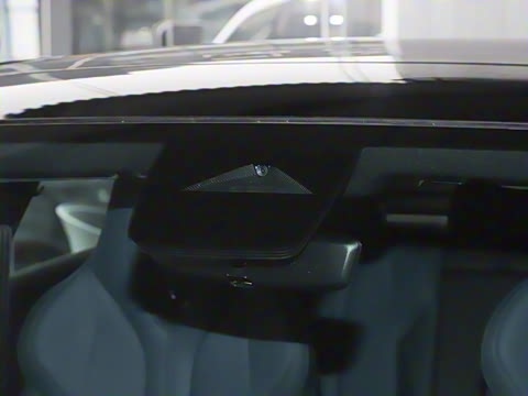 2025�� 2.0T 405 AT������