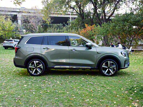 2025�� ������PLUS