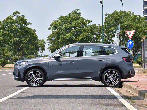 2023�� xDrive25Li X�����װ