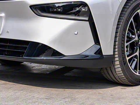 2025�� �������� Max �콢��