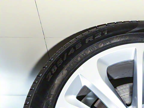 2024�� 4.0T V8 ������