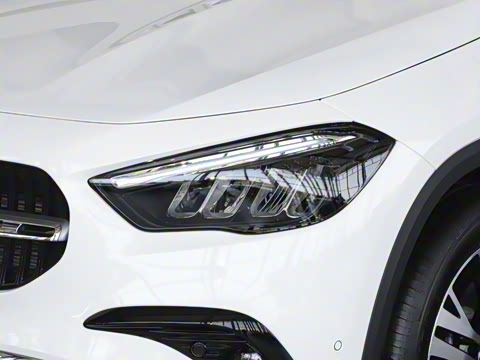 2025�� �Ŀ� GLA 220