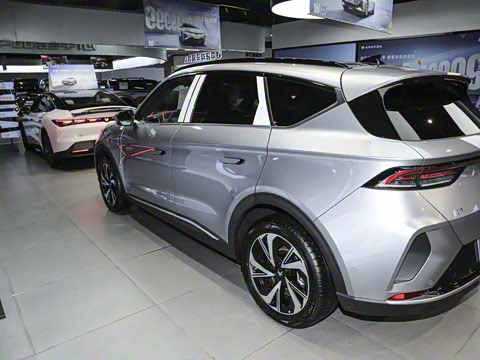 2025�� 688MAX 175kW