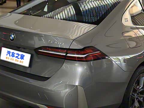 2024�� 530Li ������ ������װ