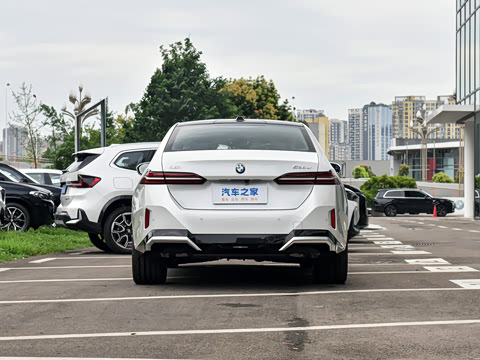 2024�� 530Li ������ M�˶���װ