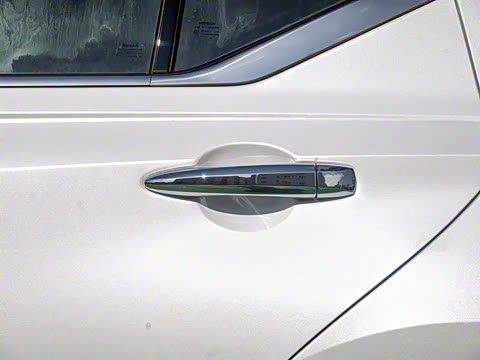 2022�� 2.0L XL-Upr ������