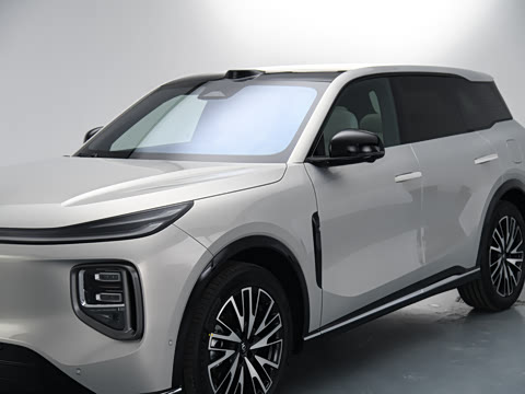 2025�� 215�����콢PLUS