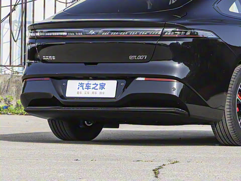 2025�� ���� 650ProѲ����