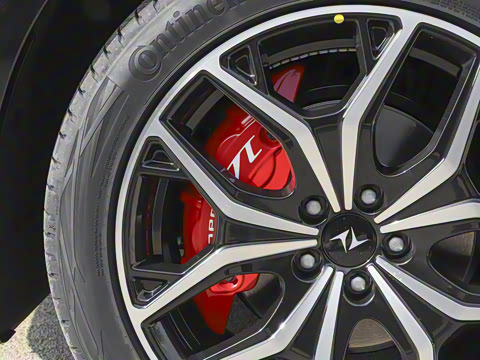 2025�� ���� 650ProѲ����