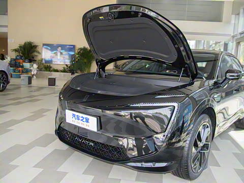 2025�� �Ŀ� Max ���̰�