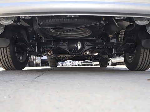 2025�� 1.8L �ֶ������ 5��