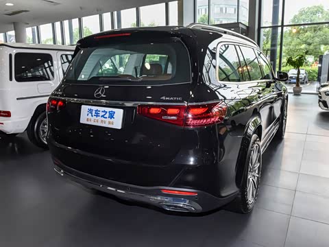 2025�� GLS 450 4MATIC ������