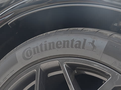 2025�� 45 TFSI quattro S line����ʿ��