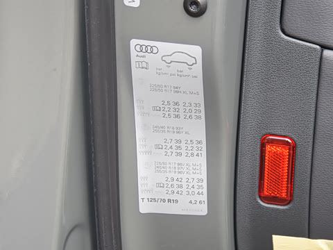 2024�� Sportback 40 TFSI quattro ����������