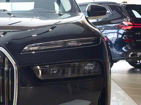 2023�� 740Li ������ ������װ