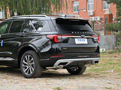 2024�� 2.3T EcoBoost ��������plus�� 7��