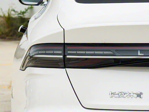 2025�� 2.0T ���л춯��