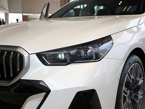 2025�� 530Li ������ M�˶���װ