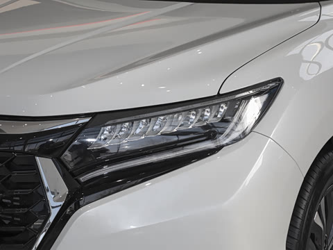 2024�� 240TURBO �����¾���