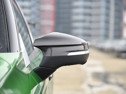 2025�� 03+ 2.0TD �Զ�������װ