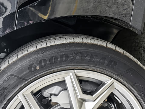 2025�� eDrive 35 L