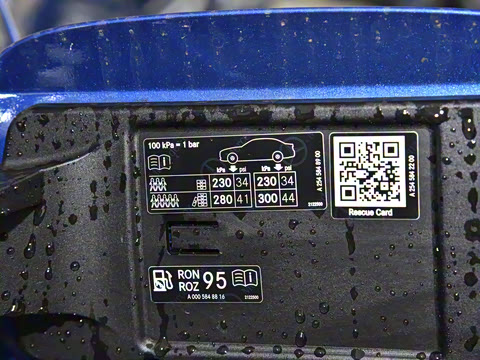 2024��  �Ŀ� GLC 260 L 4MATIC ������ 5��