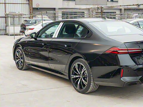 2024�� 530i ������ M�˶���װ