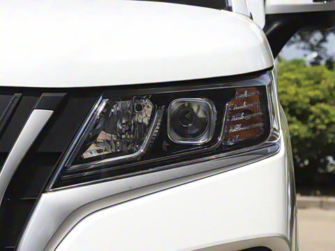 2025�� 2.0L CNG��Ӣ�� 7��