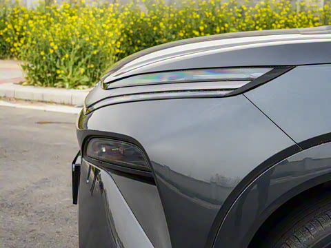 2025�� DM 215KM�����״��콢��