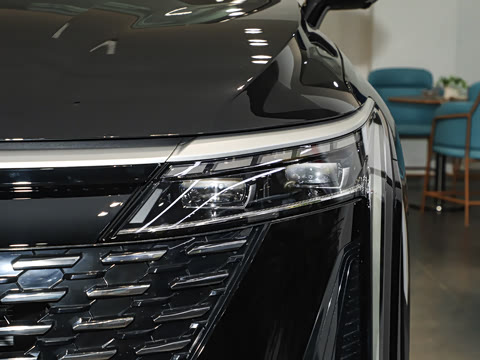 2023�� 400T �������������