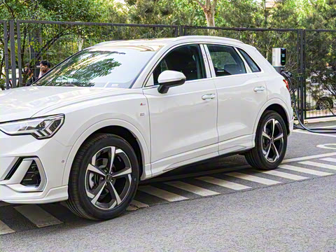 2025�� quattro 45�����ذ� 35TFSI ʱ�ж�����