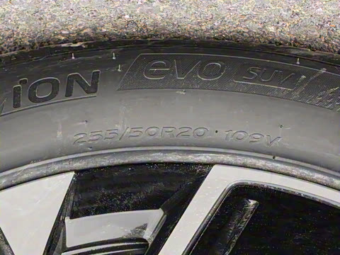 2025�� DM 215KM�����״��콢��