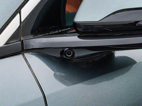 2025�� DM 215KM�����״��콢��