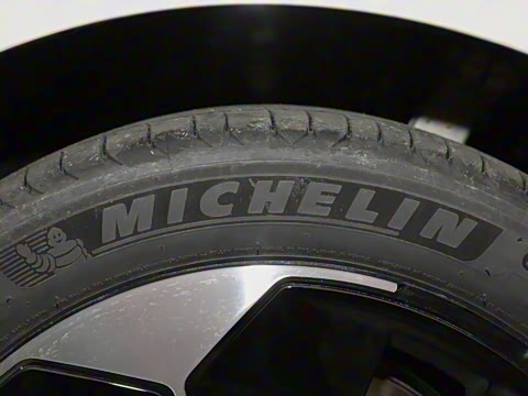 2025�� �����������Ǽݰ� 100kWh