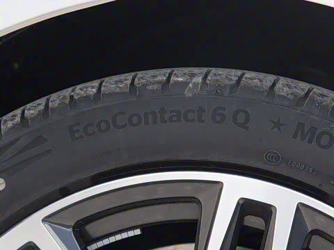 2025�� 525Li M�˶���װ