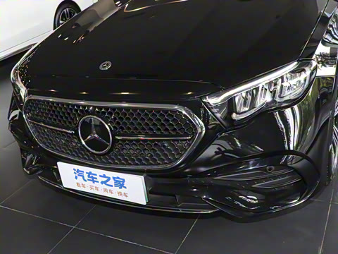 2024�� E 350 e L ���ʽ��϶����˶��γ�