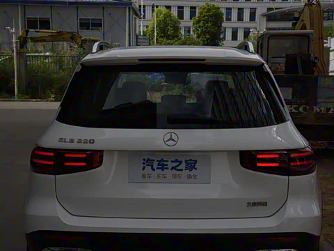 2025�� GLB 220 ʱ����