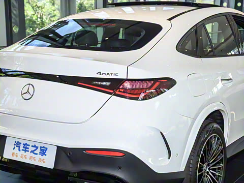 2024�� GLC 300 4MATIC ����SUV