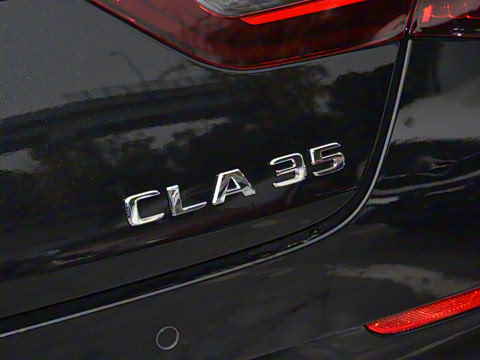 2025�� AMG CLA 35 4MATIC