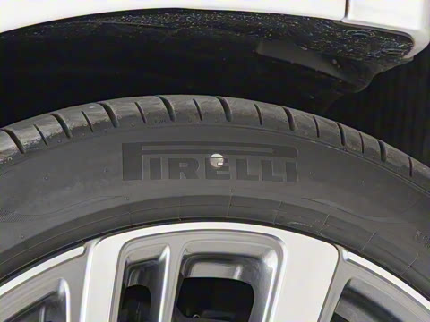 2024�� �Ŀ� E 300 L ʱ����