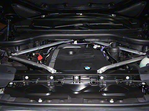 2024�� xDrive40i ������M�˶���װ