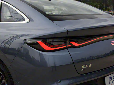 2025�� EV 470KM������