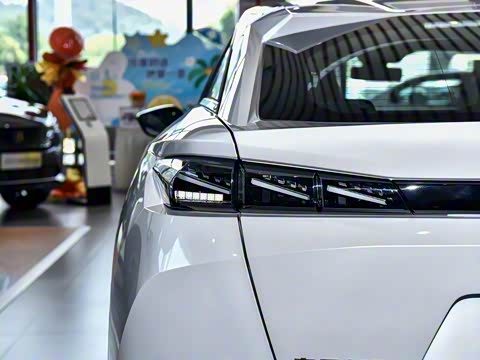 2025�� �Ŀ� RS