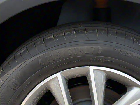 2025�� PLUS 330TGI �Զ��쳱�ǻݰ�