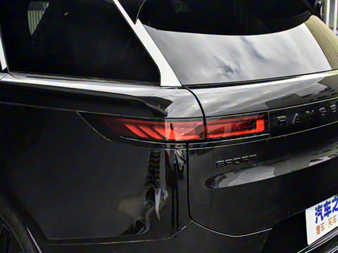 2025�� 400PS Dynamic HSE