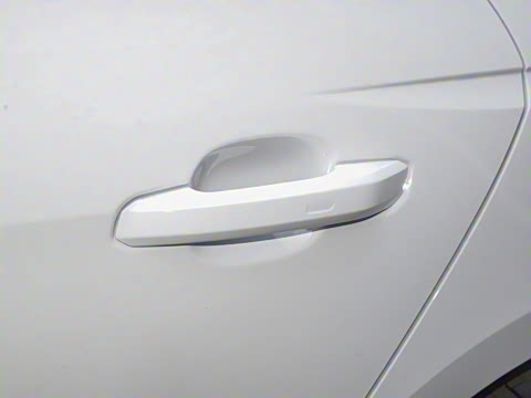 2025�� 200���������� 40 TFSI ����������