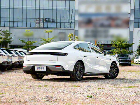 2025�� 130km EM-i ����