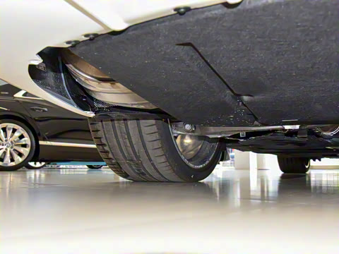 2026�� 4.0T V8 Mulliner