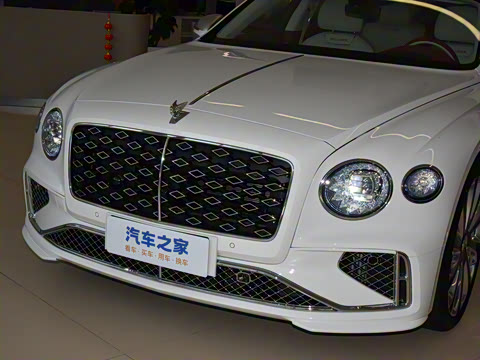 2026�� 4.0T V8 Mulliner